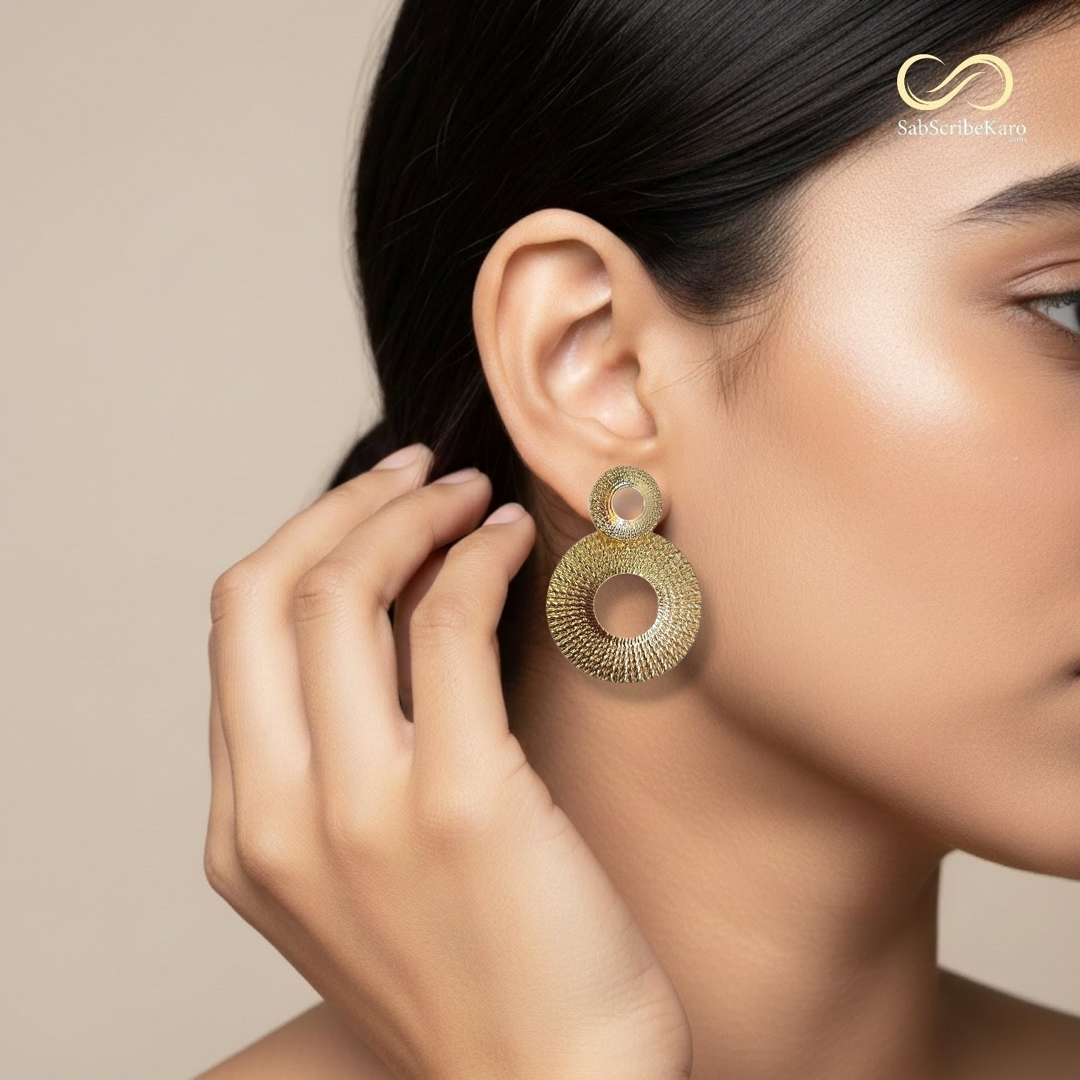 Textured Gold Double Ring Dangler - Image 2